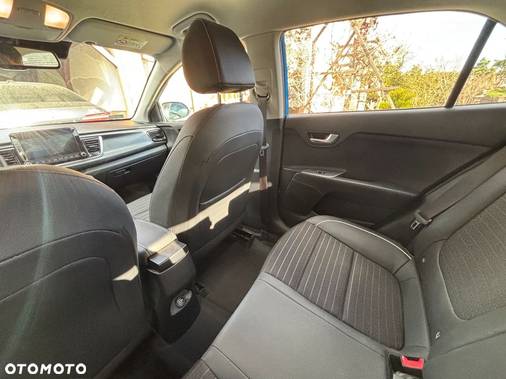 Kia Rio 1.0 T-GDI MHEV GT Line DCT - 11