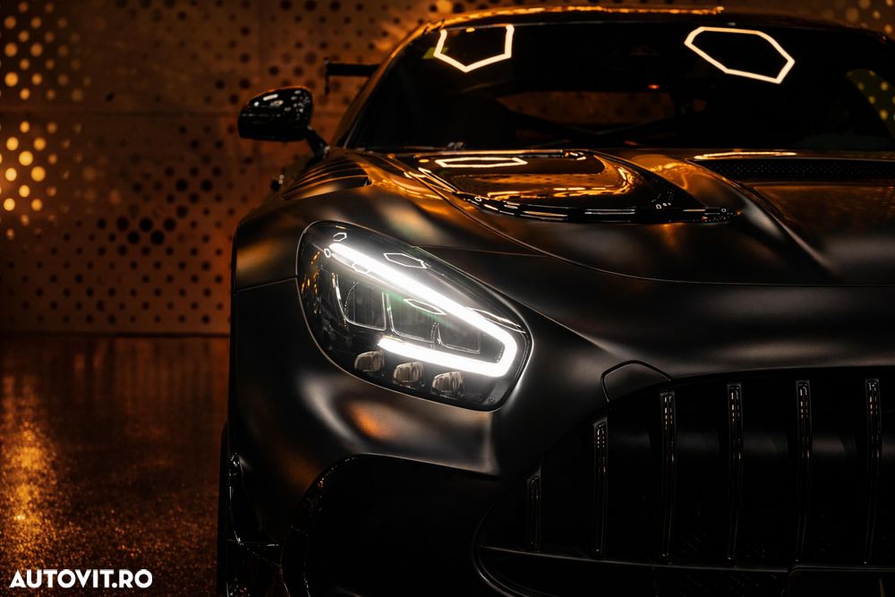 Mercedes-Benz AMG GT - 13