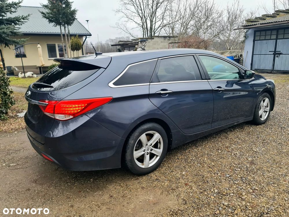 Hyundai i40 Kombi blue 1.7 CRDi DCT Premium - 11