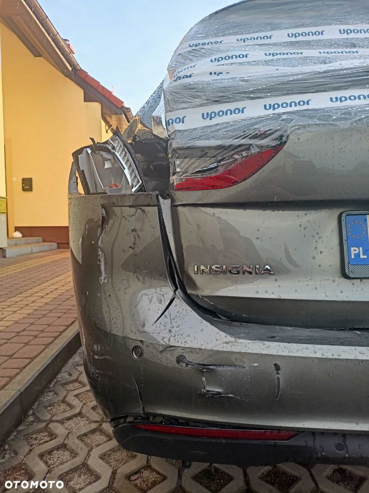 Opel Insignia - 8