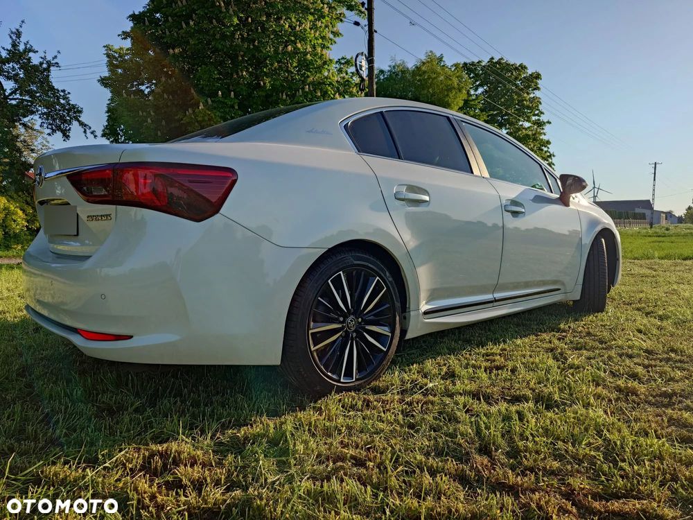 Toyota Avensis 1.8 Selection - 3
