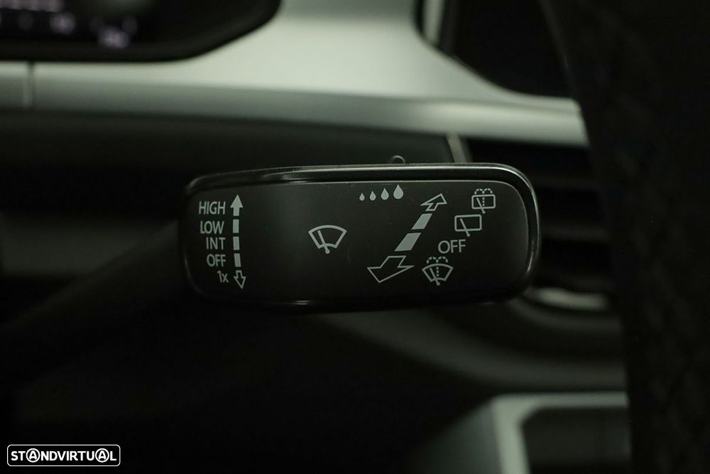 VW T-Roc 1.0 TSI Life - 17