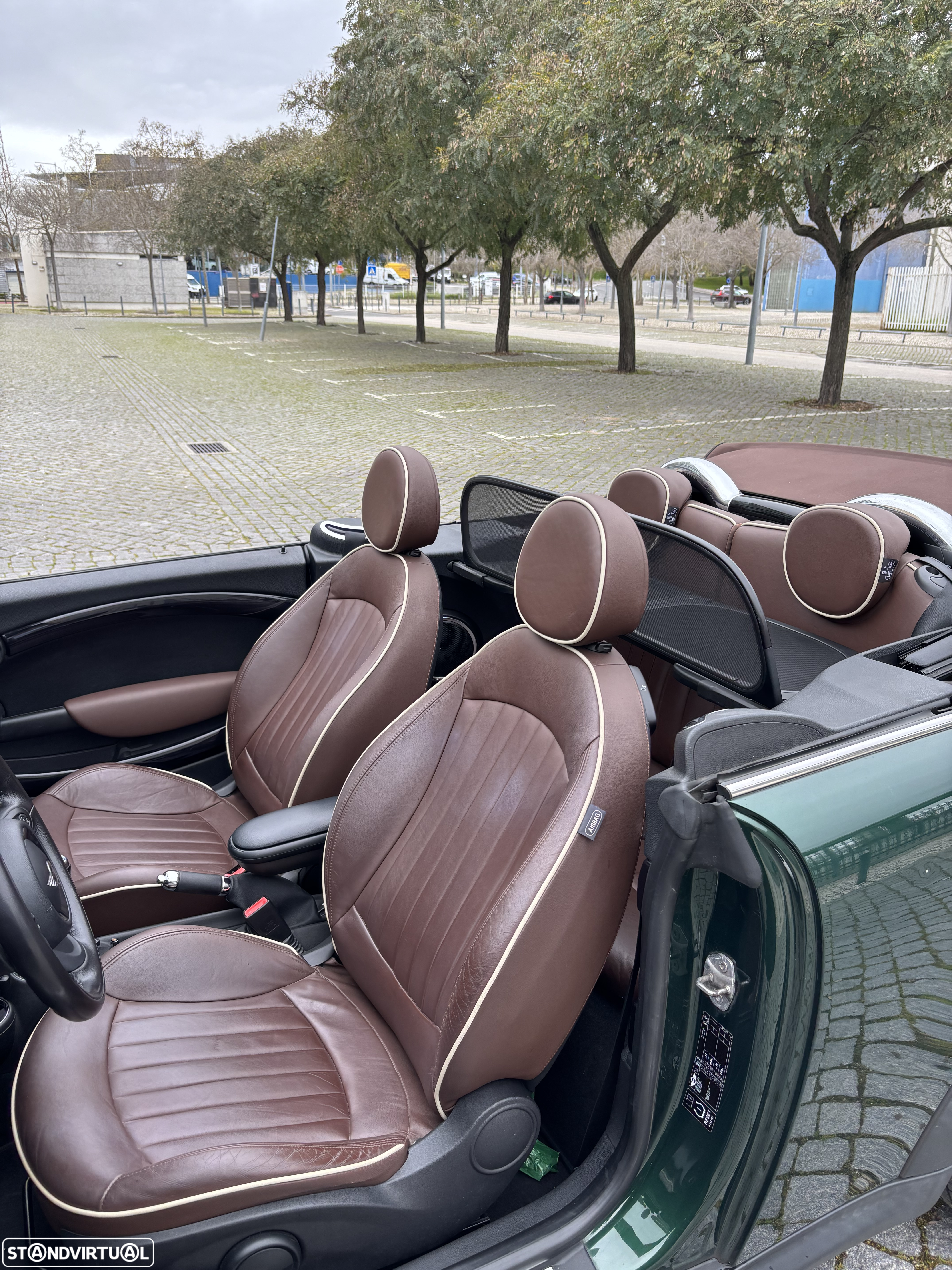 MINI Cabrio Cooper S - 11
