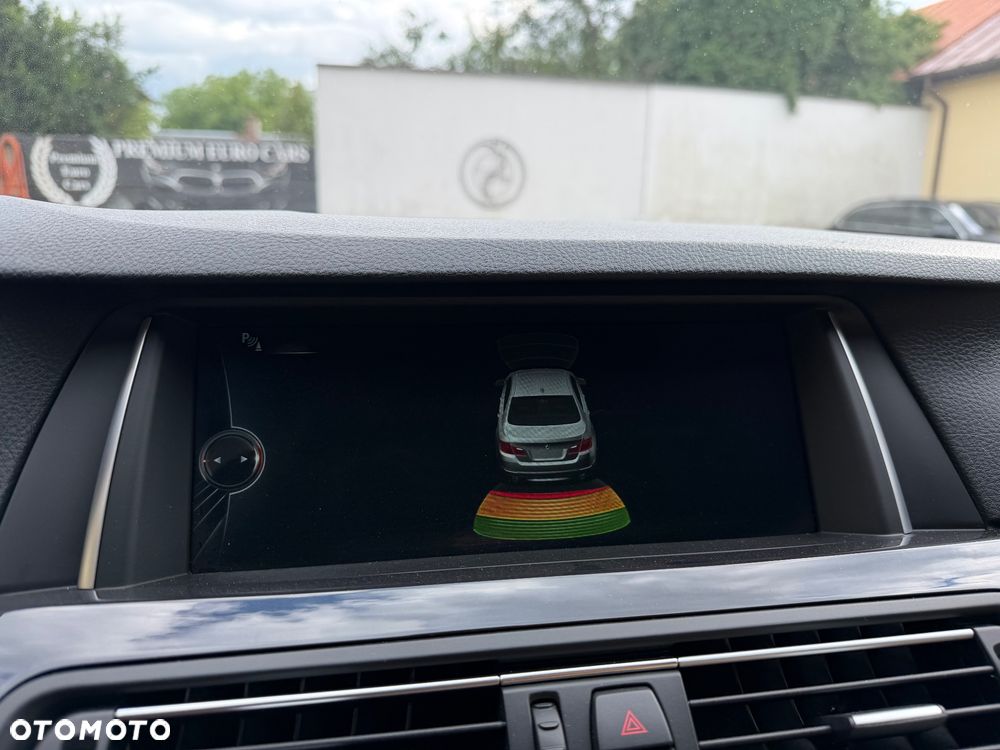 BMW Seria 5 520d Luxury Line - 36