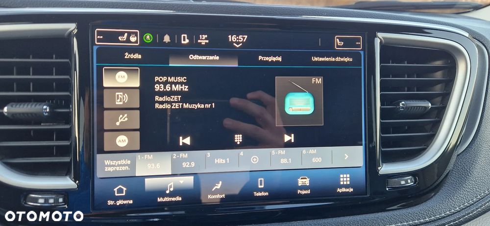 Chrysler Pacifica - 26