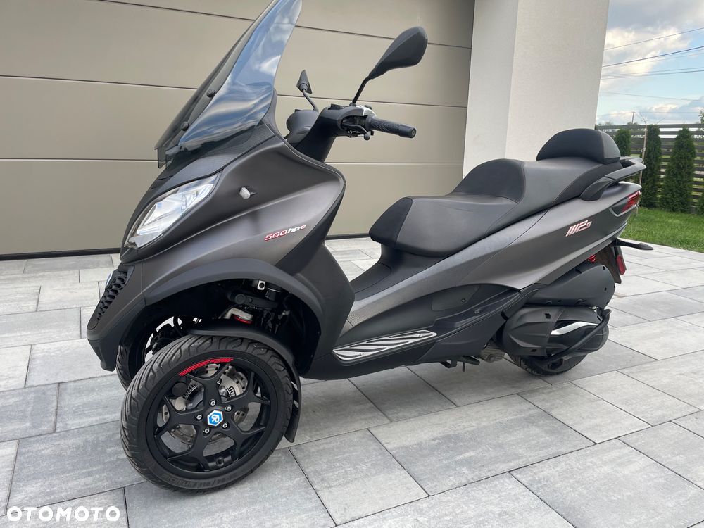 Piaggio MP-3 - 11