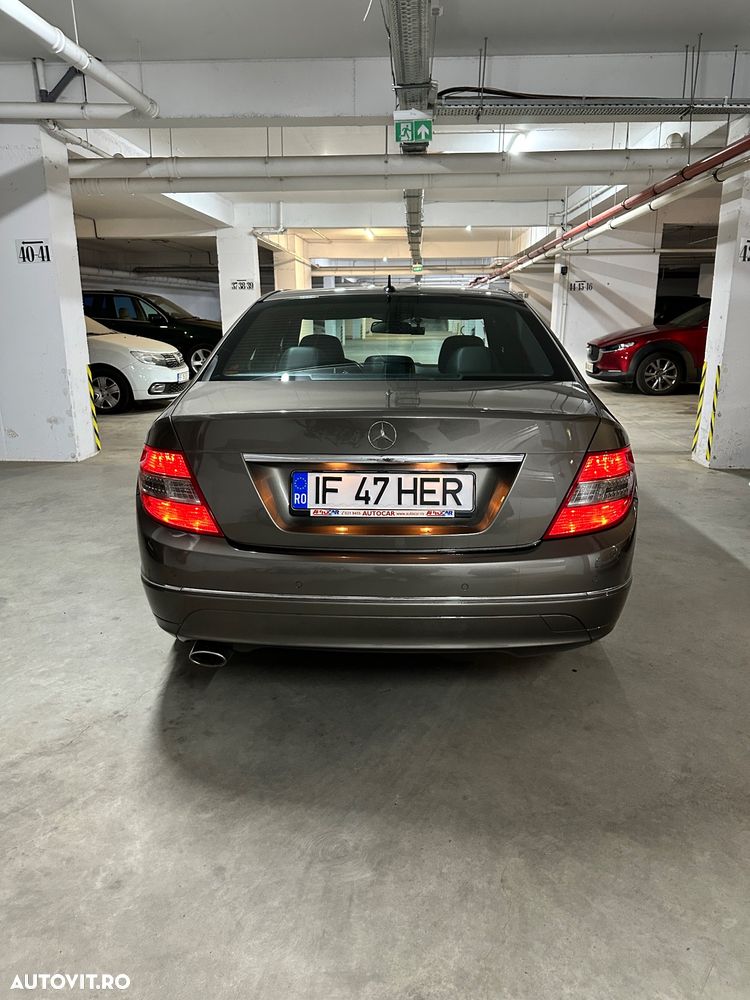 Mercedes-Benz C 220 CDI DPF Automatik BlueEFFICIENCY Avantgarde - 6