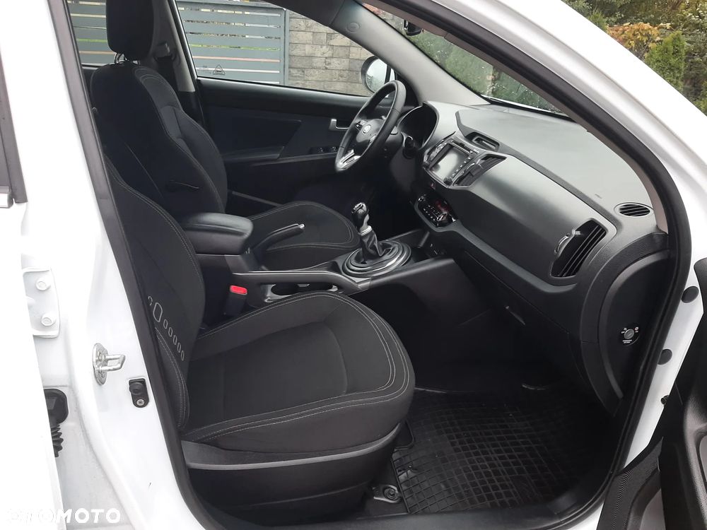 Kia Sportage 1.7 CRDI 2WD Spirit - 17