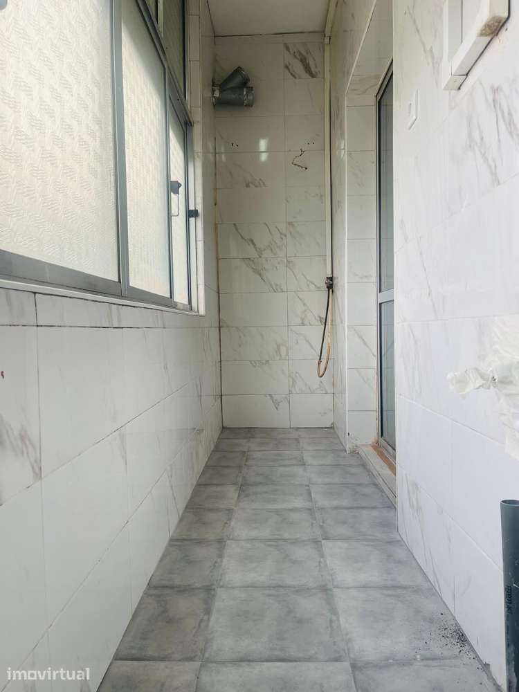 T1 totalmente remodelado e a estrear no Barreiro - Grande imagem: 2/18