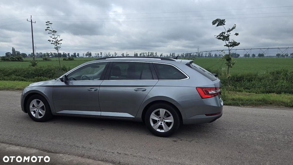 Skoda Superb - 2