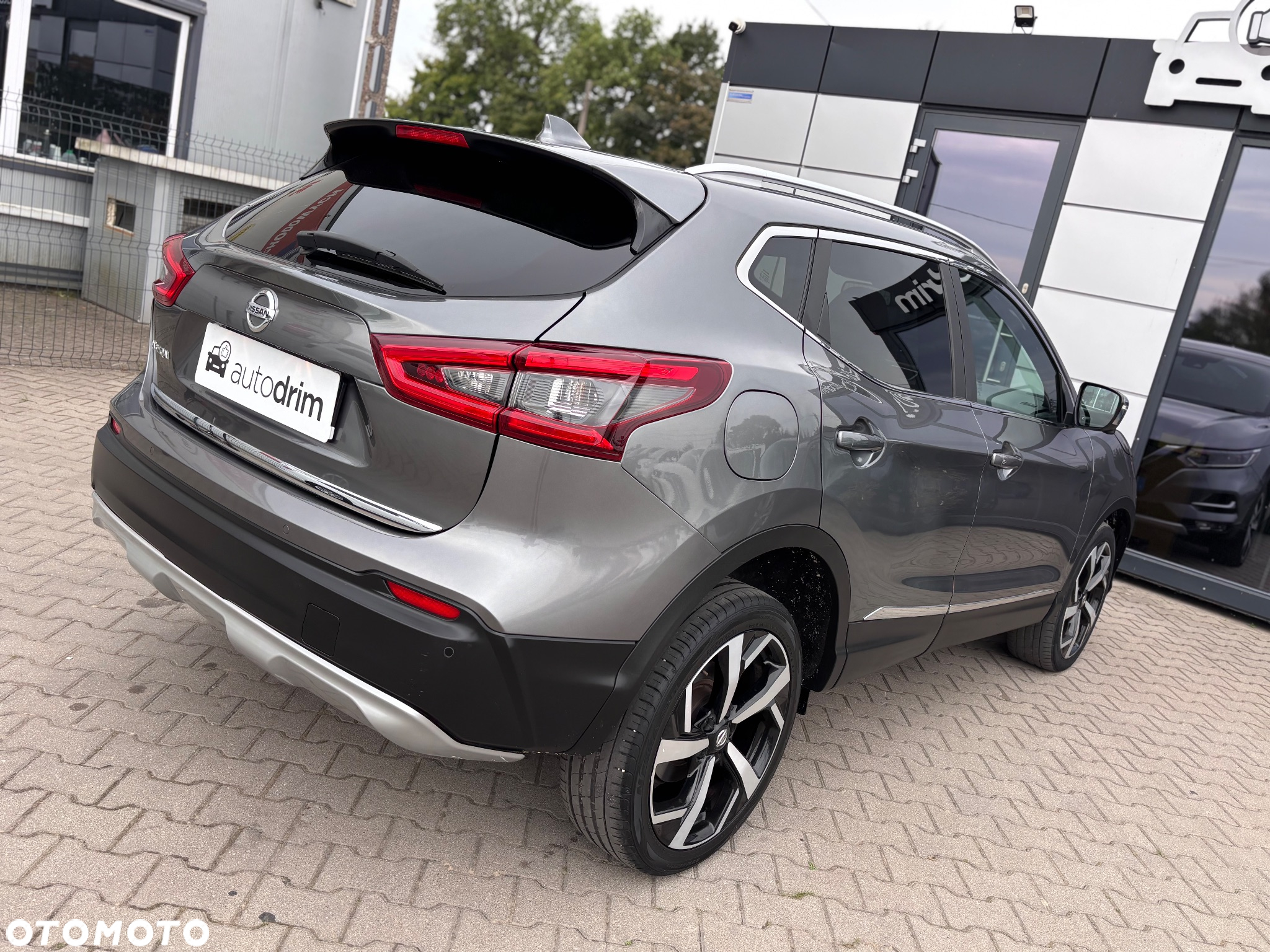 Nissan Qashqai 1.7 dCi 4x4 Tekna+ Xtronic - 17