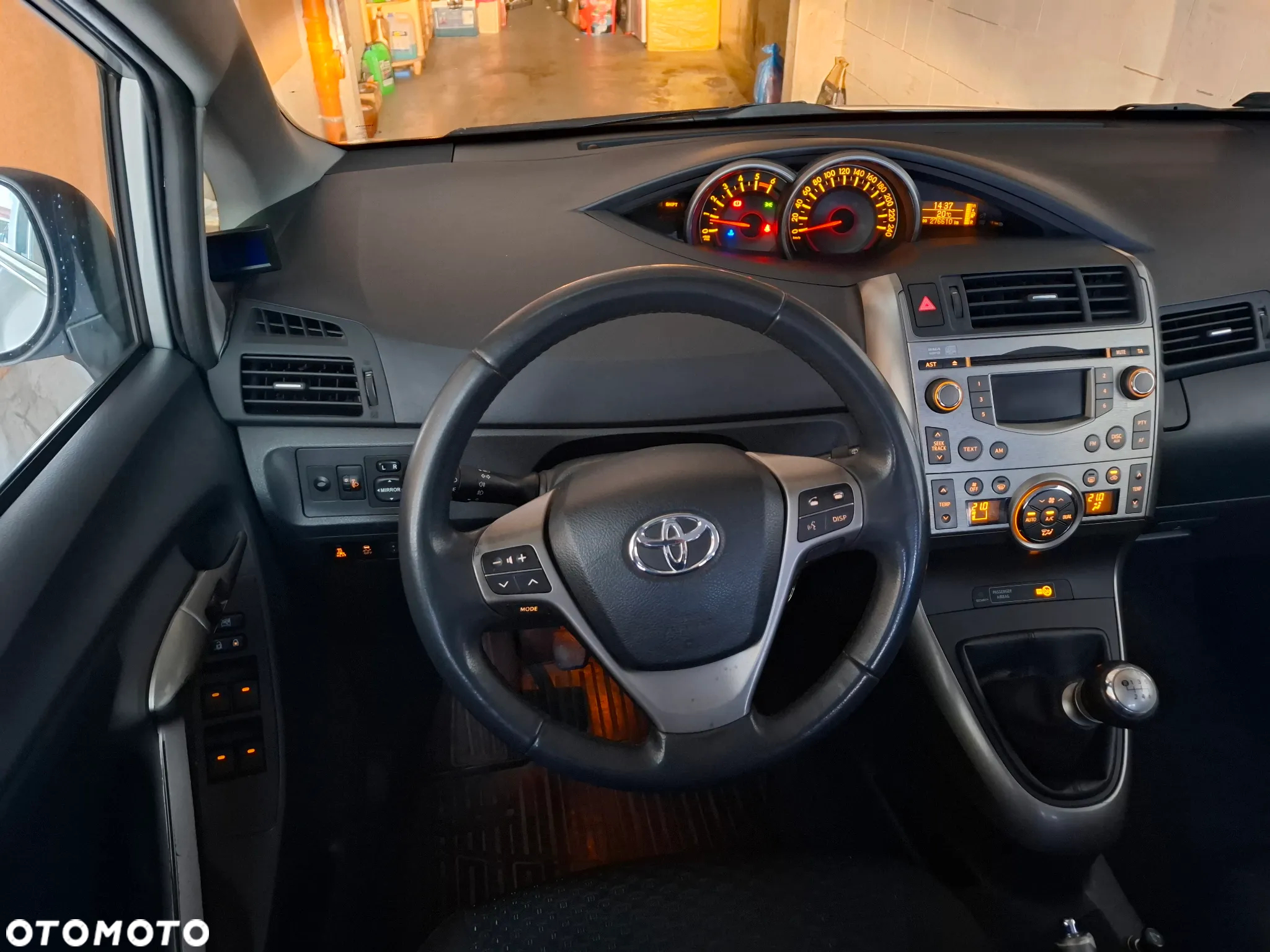 Toyota Verso 2.0 D-4D Luna 7os - 19