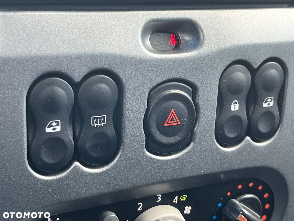 Dacia Duster 1.6 SL Delsey 4x4 - 18