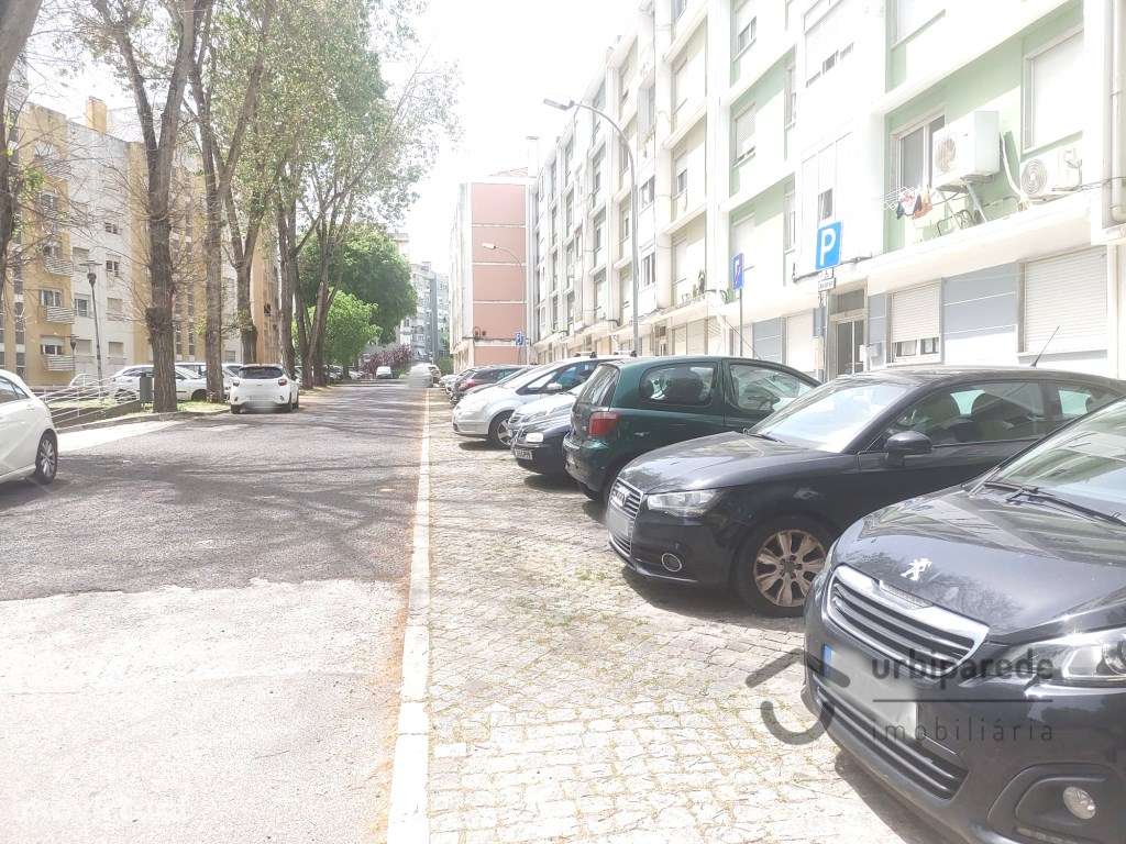 Apartamento T2 em Benfica perto do Colombo. - Grande imagem: 5/27