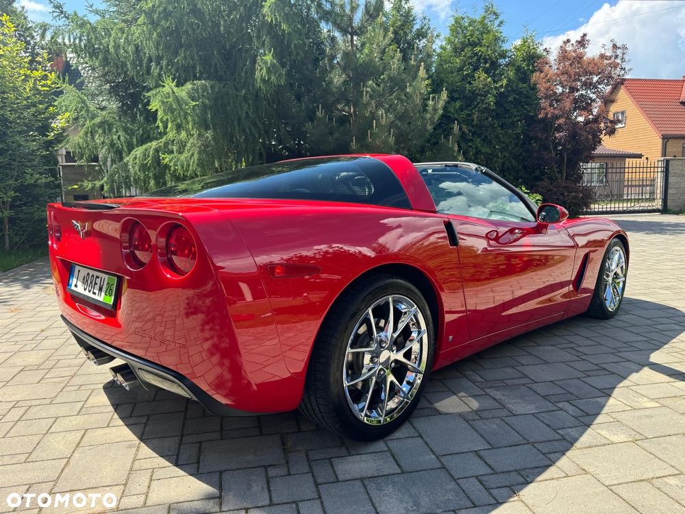 Chevrolet Corvette - 3