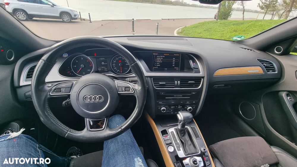 Audi A4 2.0 TDI quattro Stronic - 15