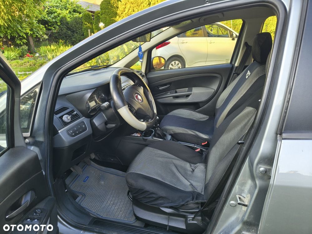 Fiat Grande Punto - 6