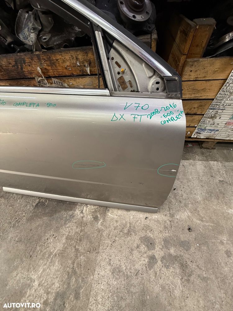 Usa dreapta fata VOLVO V70 an 2008-2016 cu mici defecte - 3