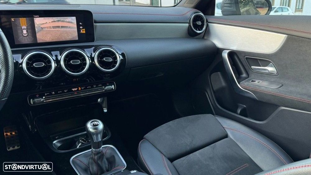 Mercedes-Benz CLA 180 d AMG Line - 15