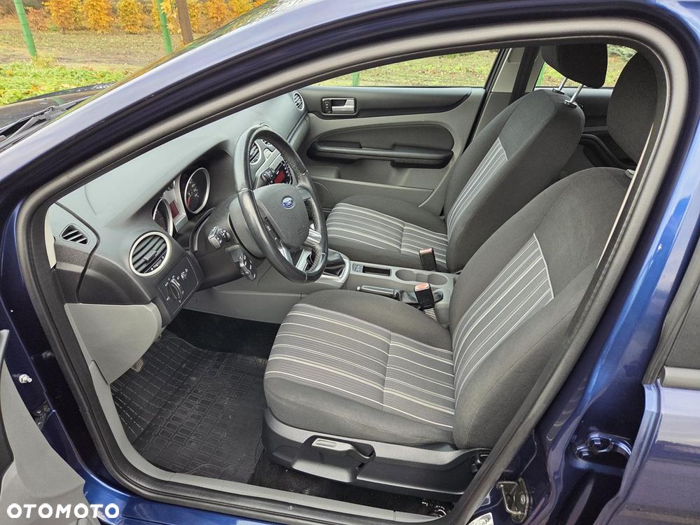 Ford Focus - 6