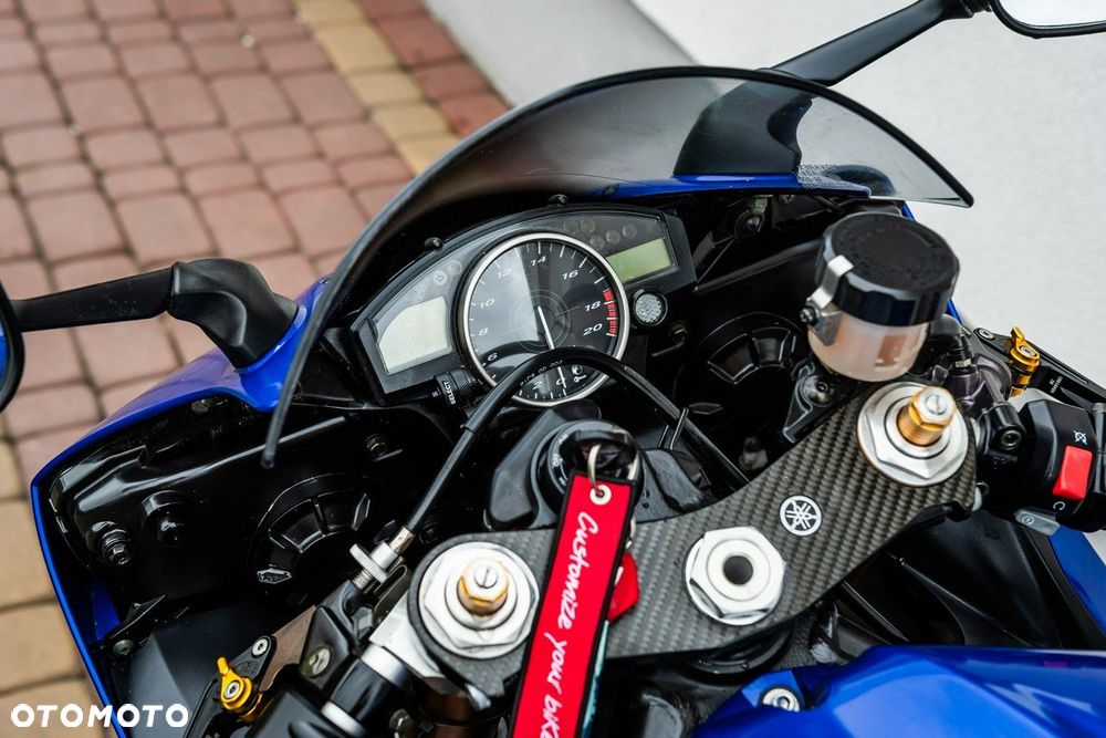 Yamaha R6 - 8