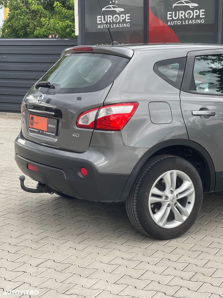 Nissan Qashqai 1.6 DCI 4 x 4 DPF Start/Stop tekna - 24