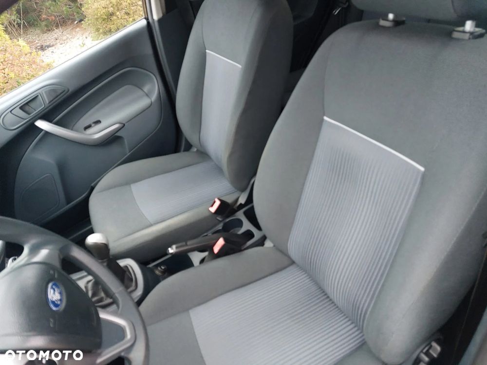 Ford Fiesta 1.25 Champions Edition - 14