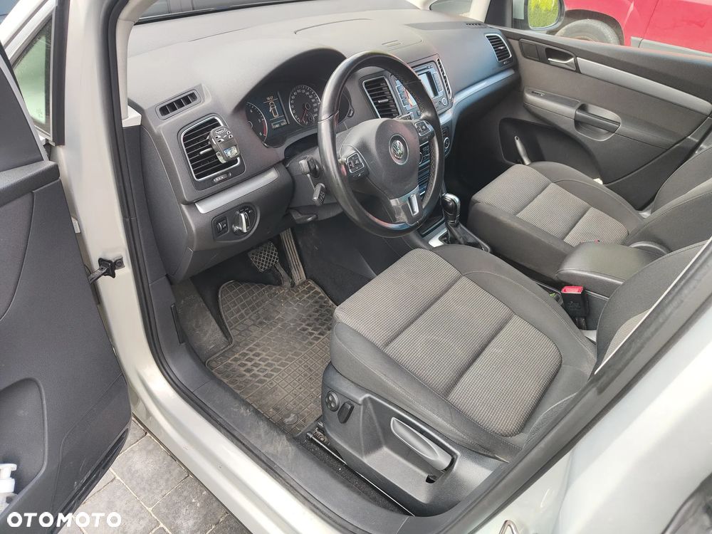 Volkswagen Sharan 2.0 TDI Highline DSG - 12