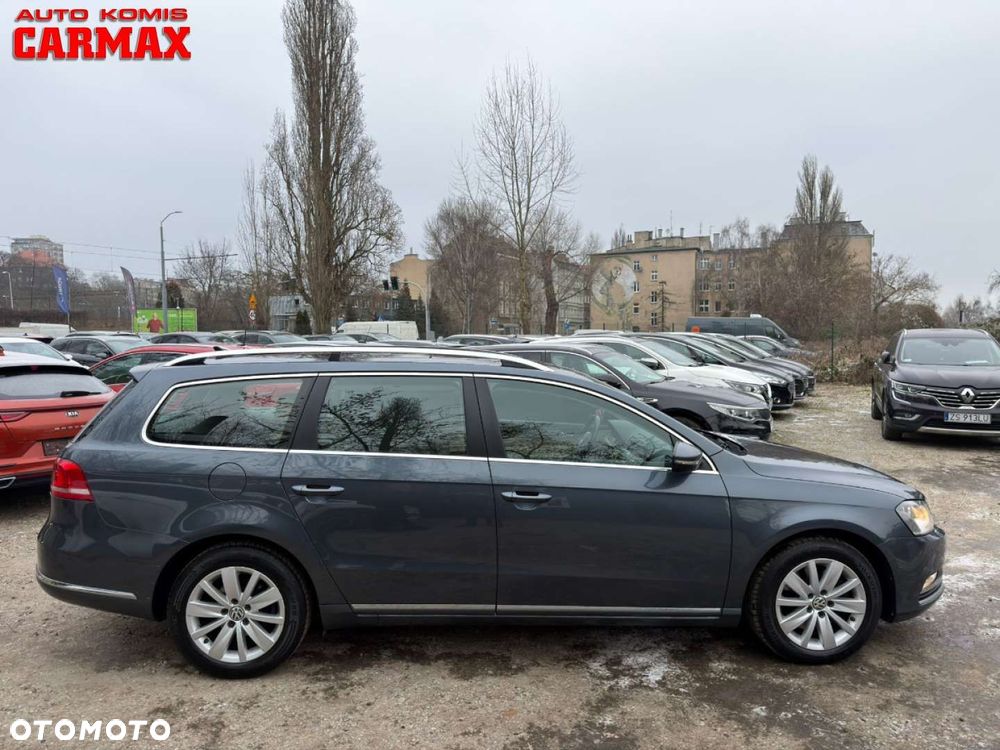 Volkswagen Passat - 8