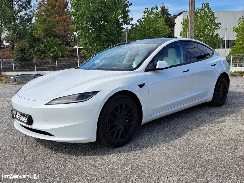 Tesla Model 3 Tração Traseira Premium - 4
