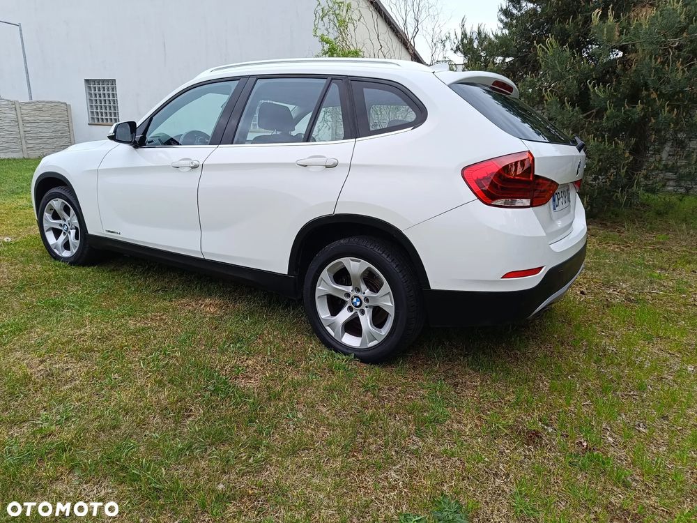 BMW X1 sDrive18d xLine - 31