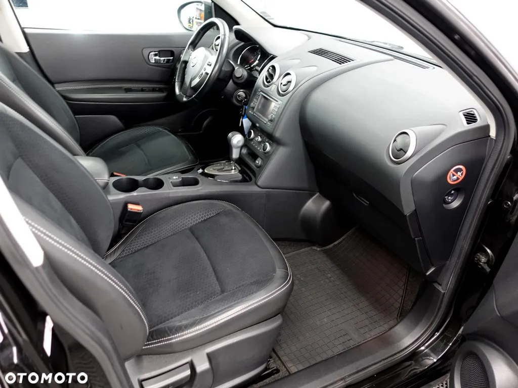 Nissan Qashqai 2.0 I-Way CVT - 10