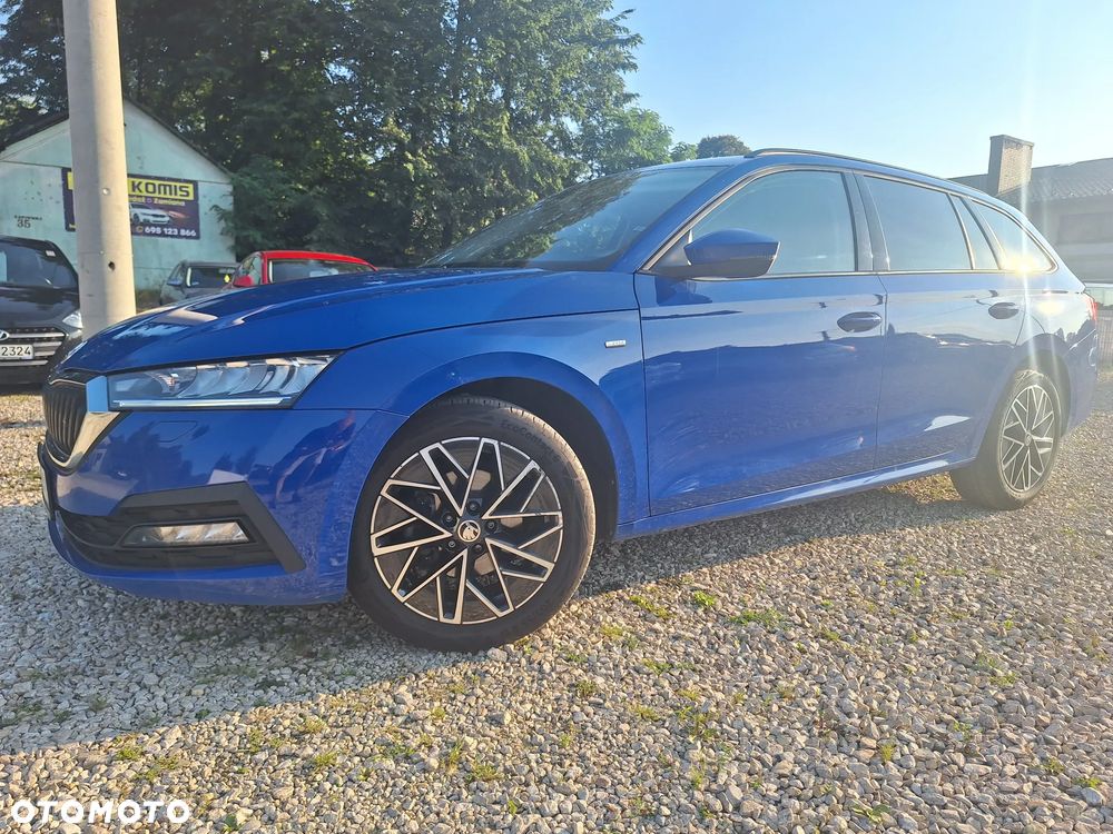 Skoda Octavia 2.0 TDI DSG Clever - 4