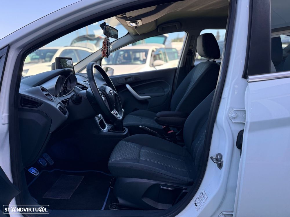 Ford Fiesta 1.4 TDCI Titanium - 5