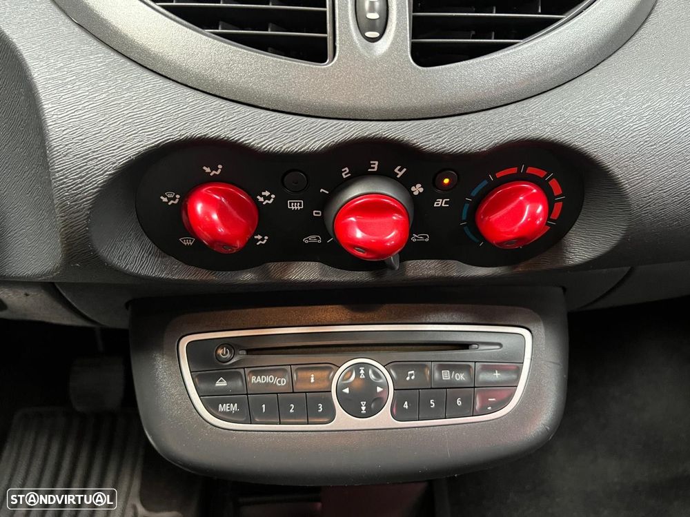 Renault Twingo - 13