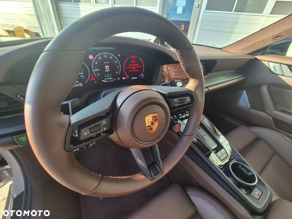 Porsche 911 - 32