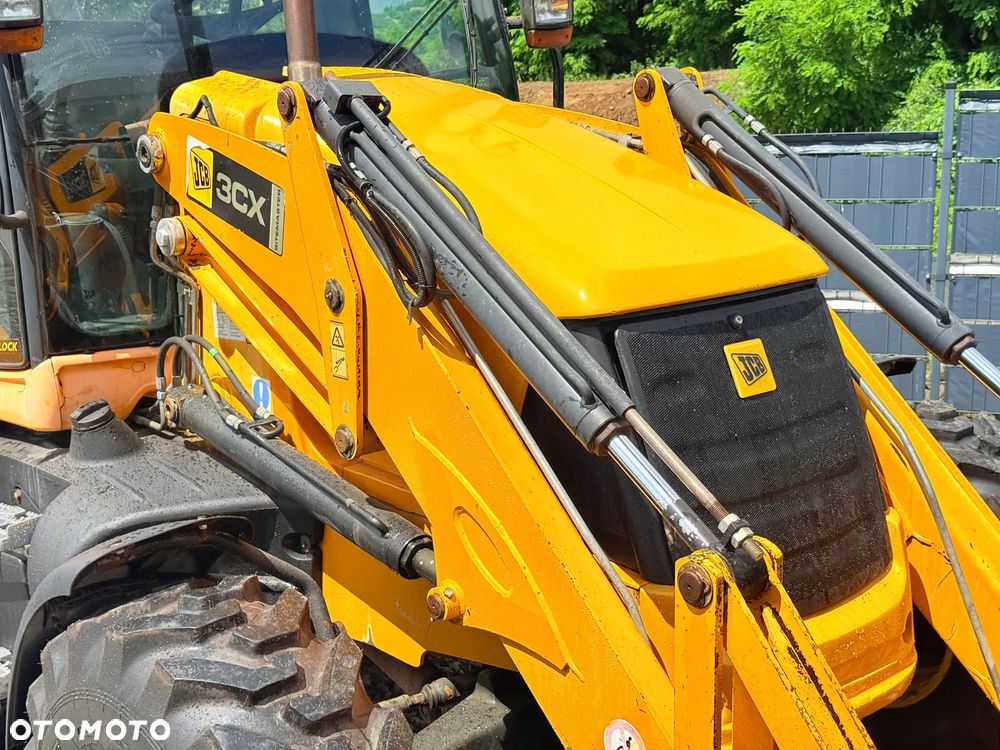 JCB * 3CX * JCB * Koparko Ładowarka * Joystick * Sprowadzona * - 23