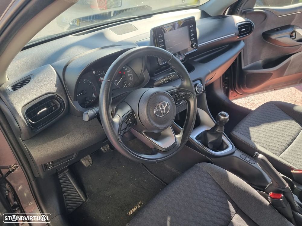 Toyota Yaris 1.0 VVT-i Comfort Plus - 25