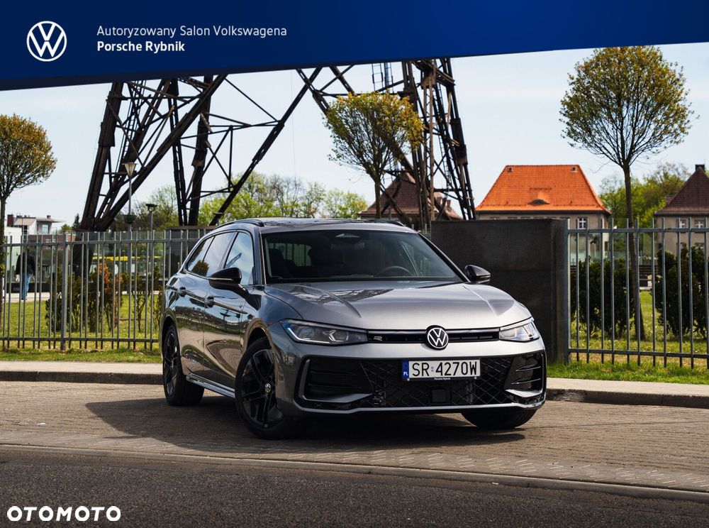 Volkswagen Passat Variant 2.0 TDI SCR 4Mot R-Line Plus DSG - 2