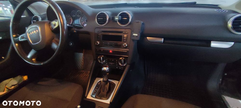 Audi A3 Sportback 1.4T FSI Ambiente S tronic - 3