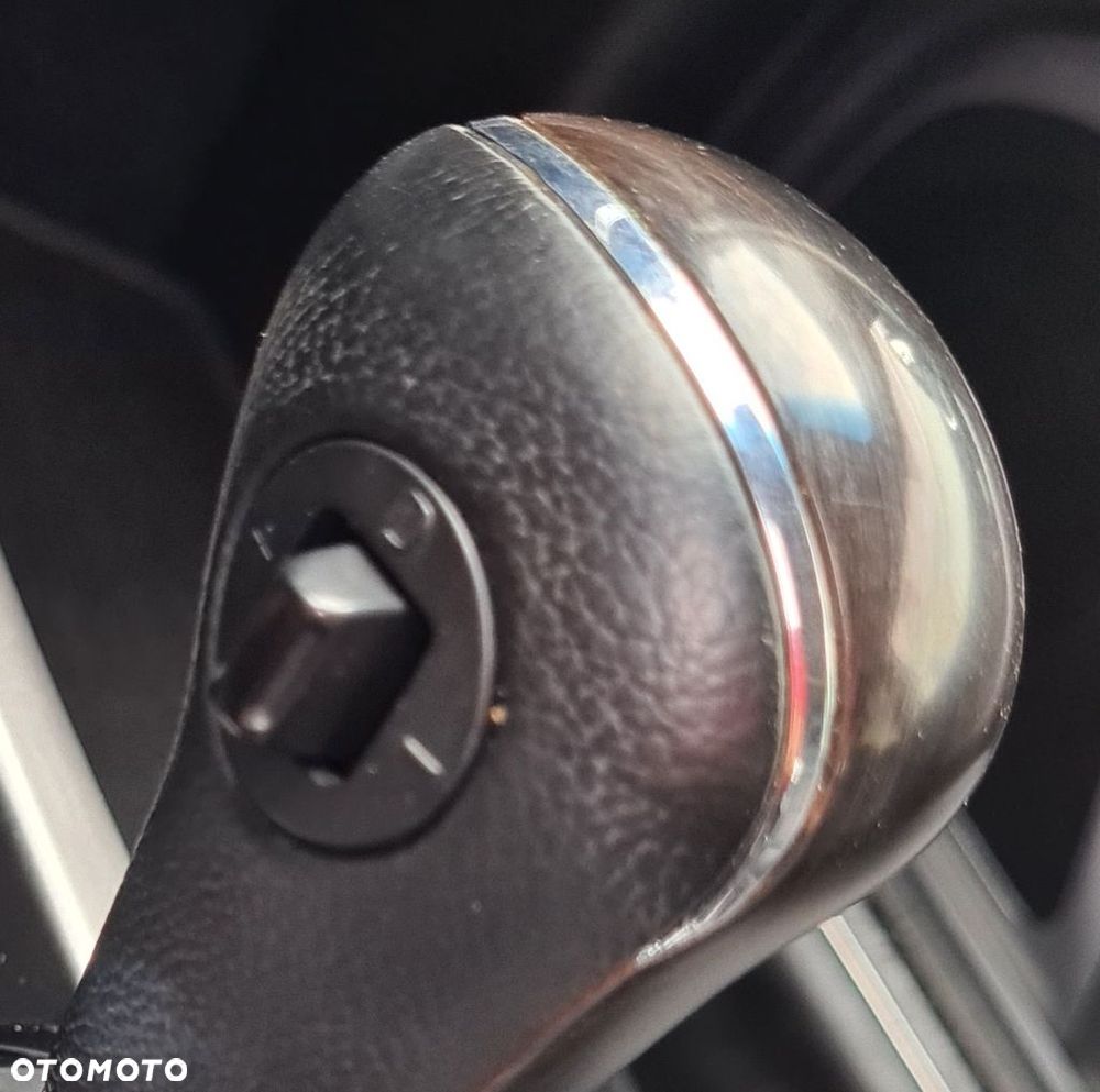 SsangYong/KGM Korando 2.0 E-XDi DPF 4WD Automatik Quartz - 21
