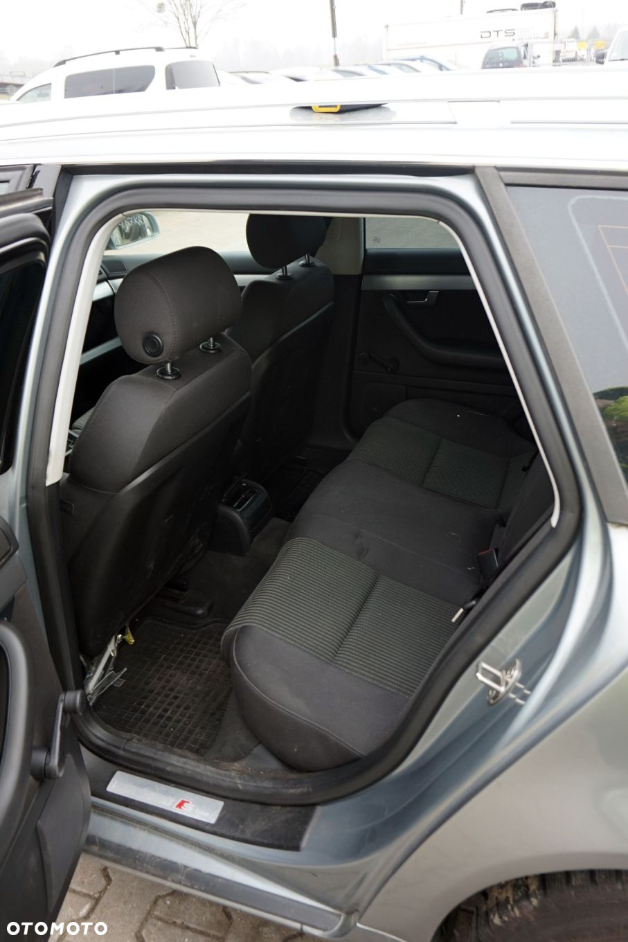 AUDI A4 B7 KOMBI 2007 LY7G 2.0 TDI BRD 170KM HCK SZARY na części - 12