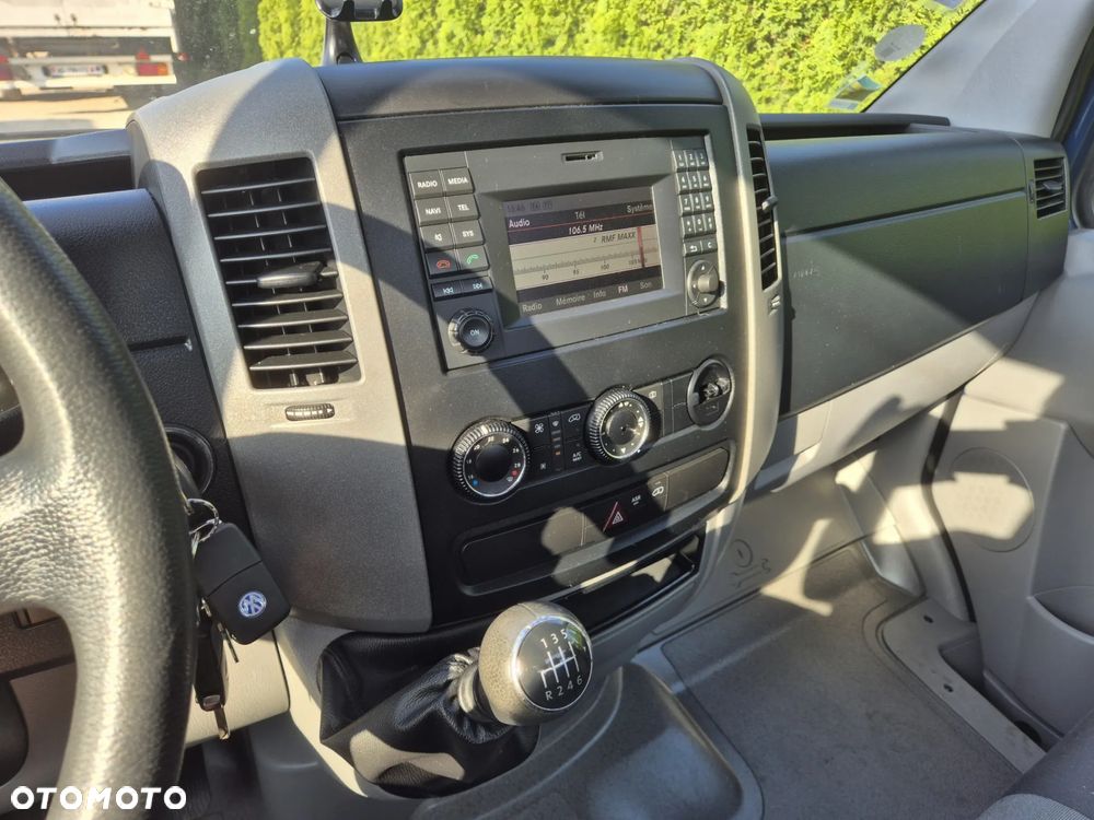 Volkswagen CRAFTER 140KM/ SKRZYNIOWY/ - 7