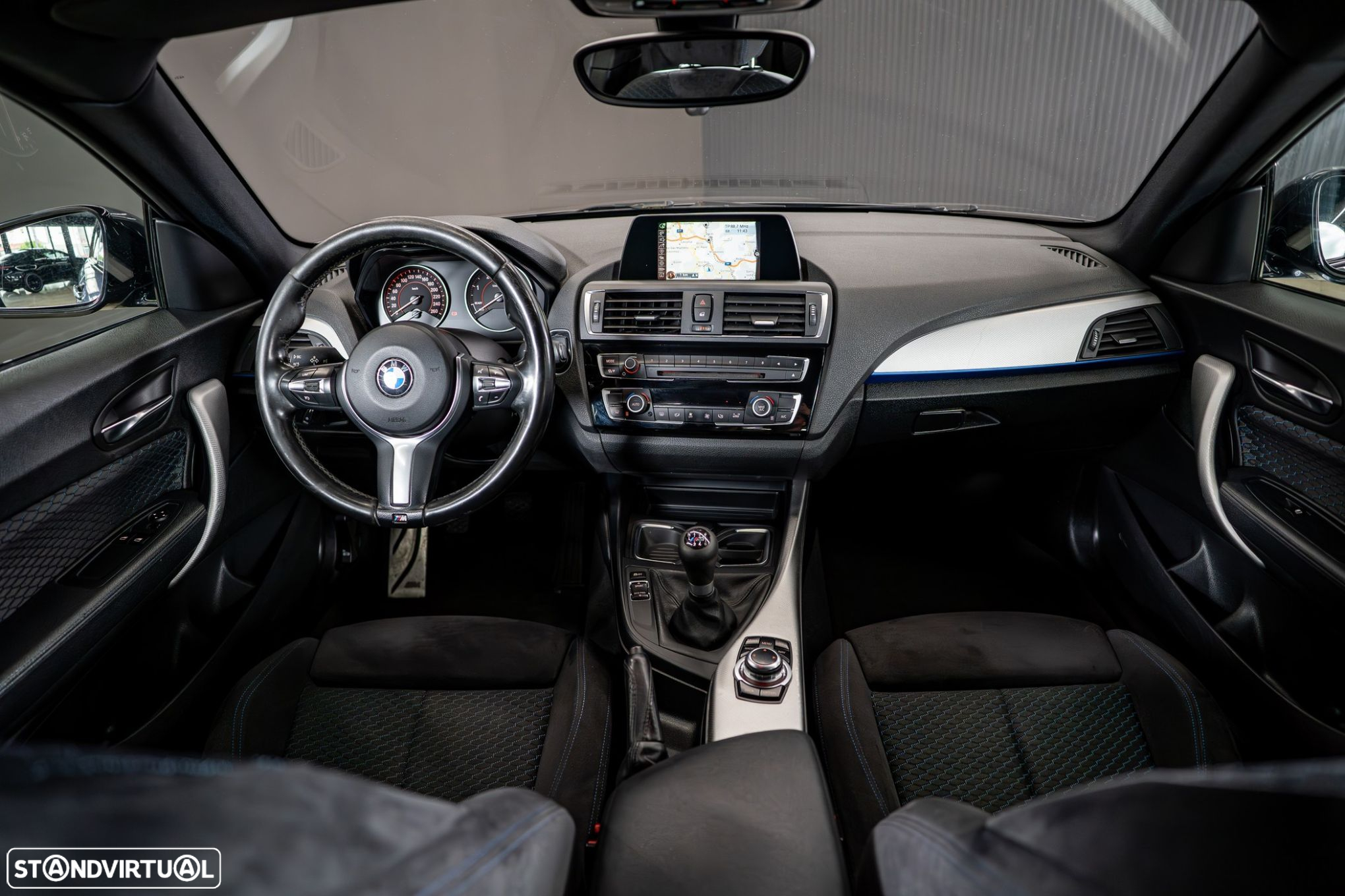 BMW 116 d Pack M - 11