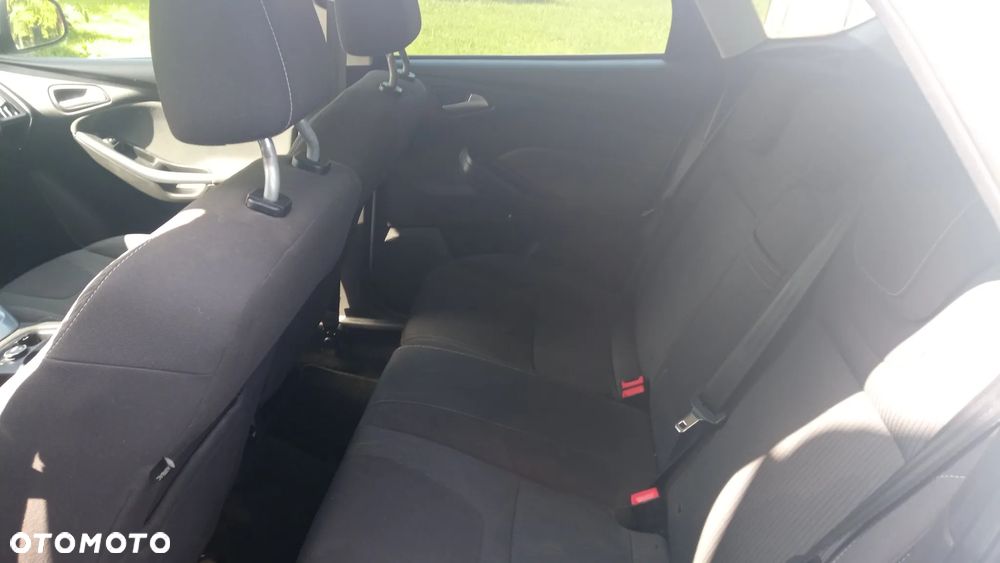 Ford Focus 1.0 EcoBoost Titanium - 23
