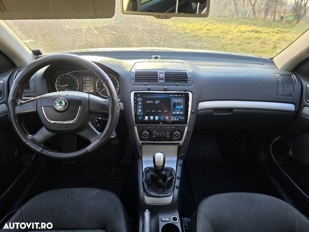 Skoda Octavia 1.6 TDI DPF Elegance - 10