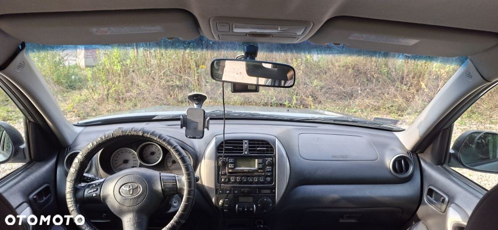 Toyota RAV4 - 4