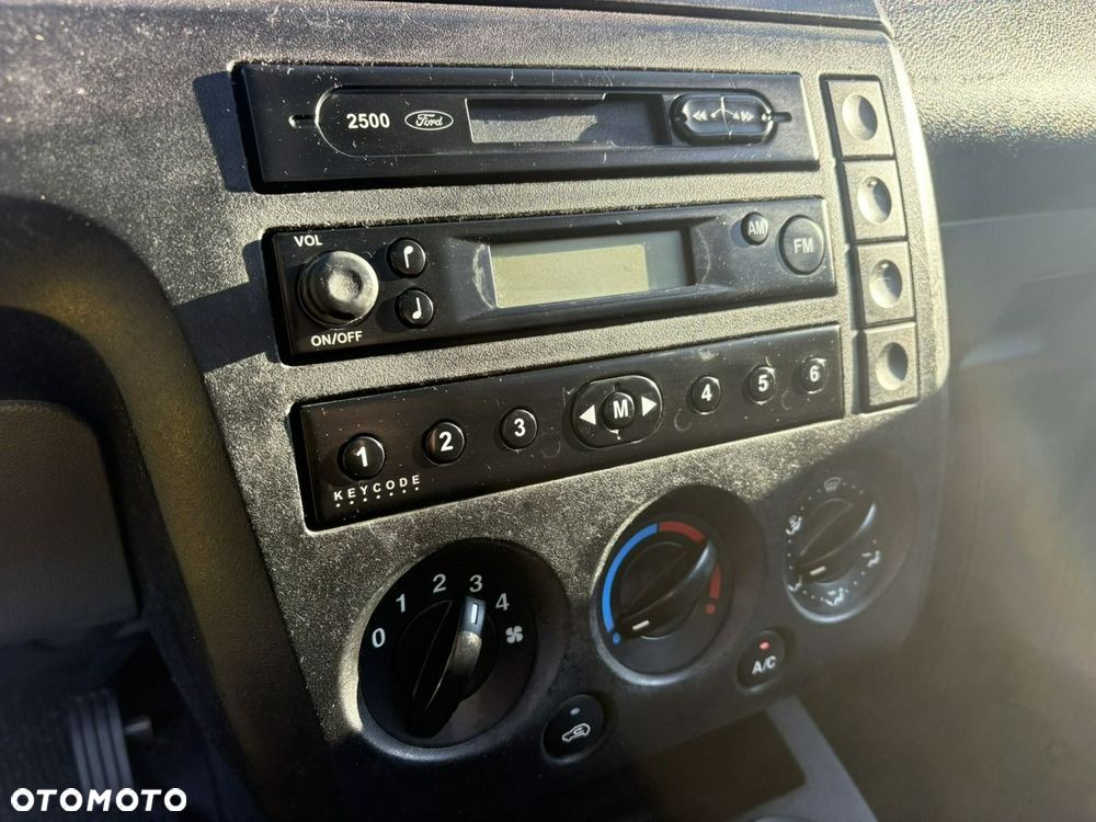 Ford Fiesta 1.4 Silver Magic - 22