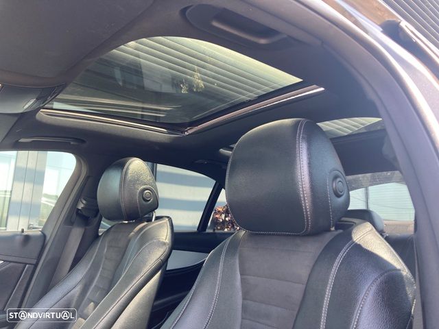 Mercedes-Benz E 300 de AMG Line - 16