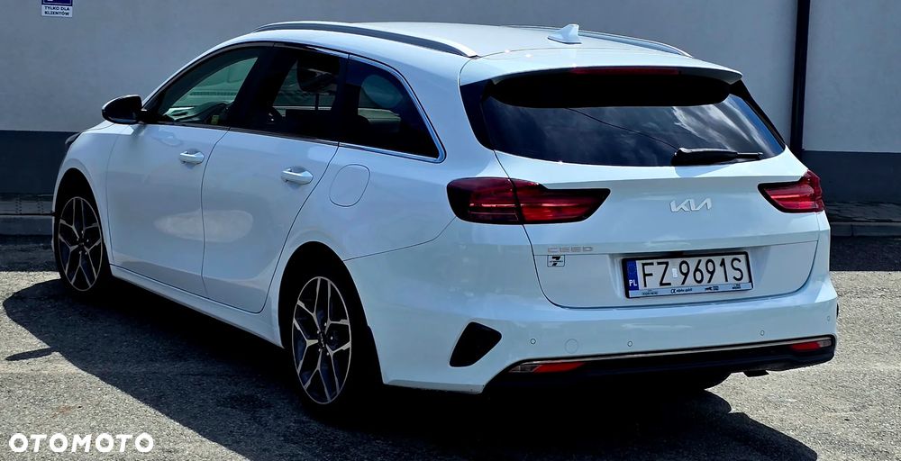 Kia Ceed 1.5 T-GDI Business Line Plus - 6